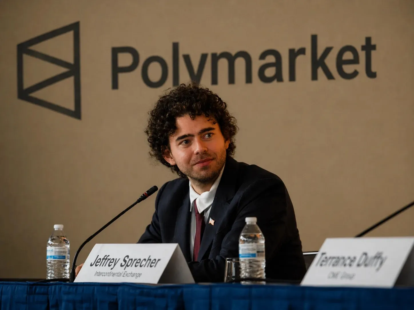 Polymarket привлекает $400 млн при оценке $15 млрд