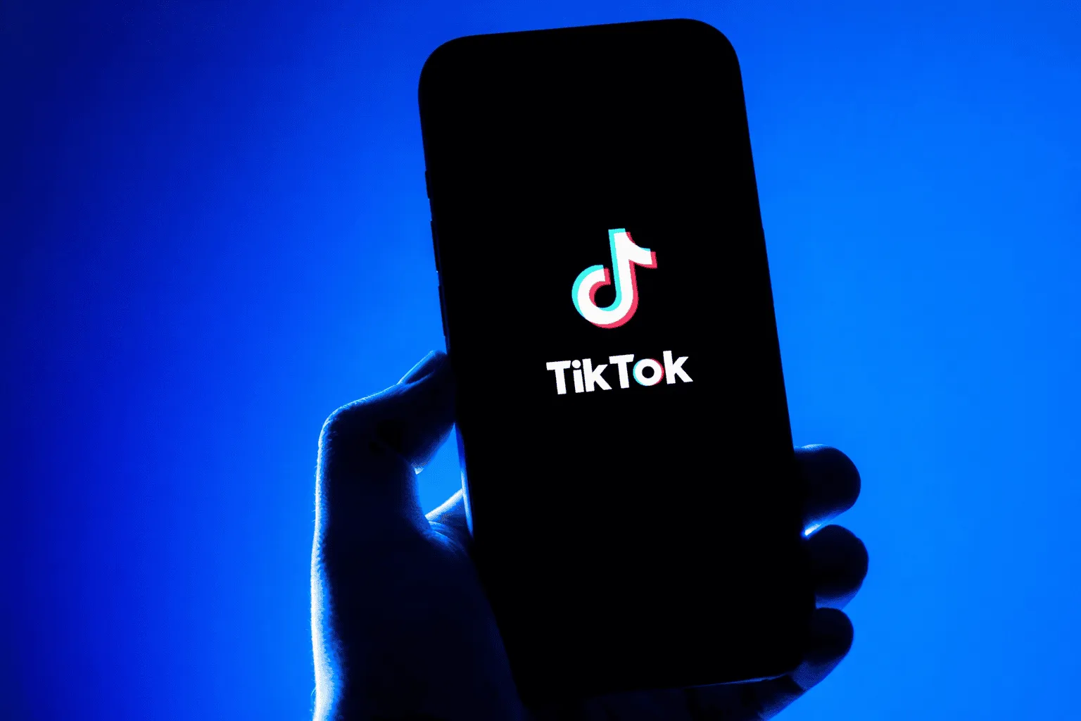 TikTok расширяет эксперименты за пределы коротких видео